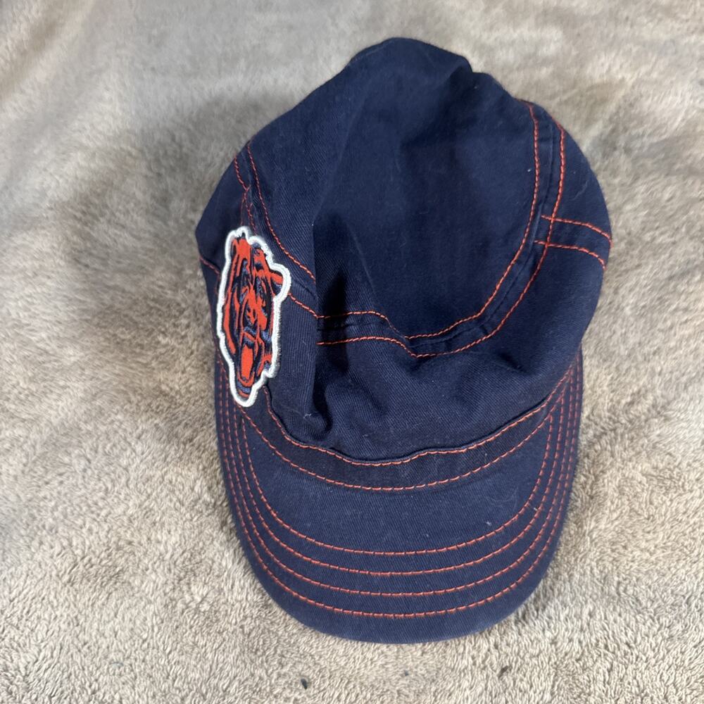 Preowned WOMEN CHICAGO BEARS LOGO CHIC CADET ADJUSTABLE BUTTON STRAP CAP HAT